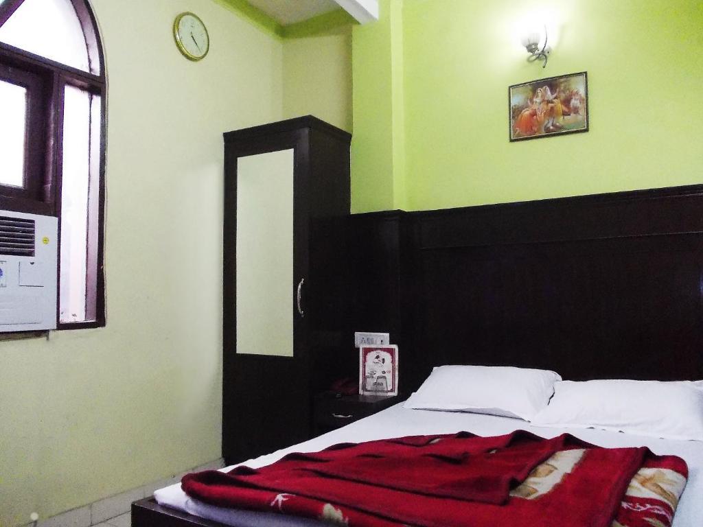 Hotel Shreeram Deluxe Yeni Delhi Oda fotoğraf